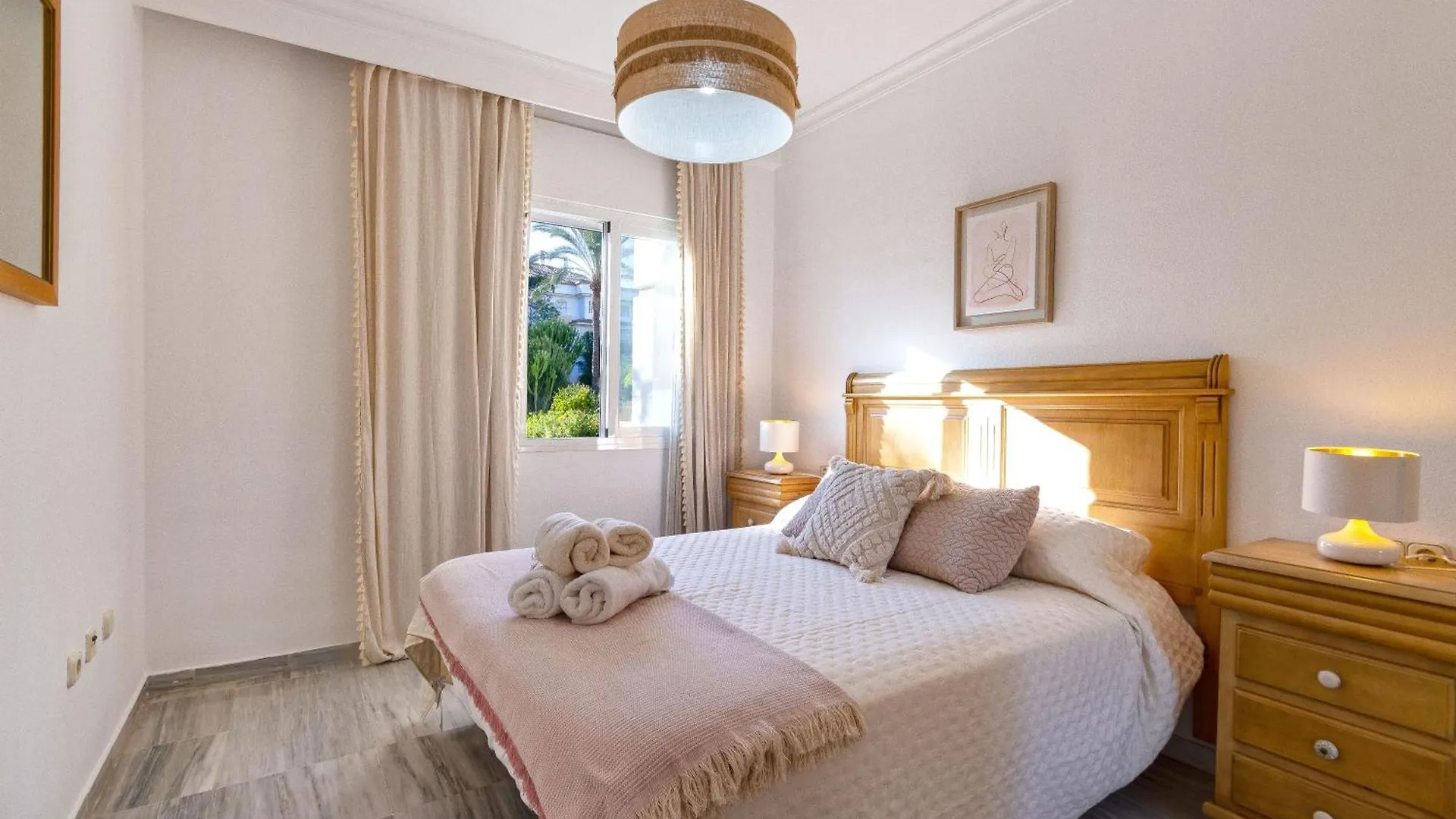 2034 Hacienda Nagueles I Marbella Golden Mile Apartment Spain