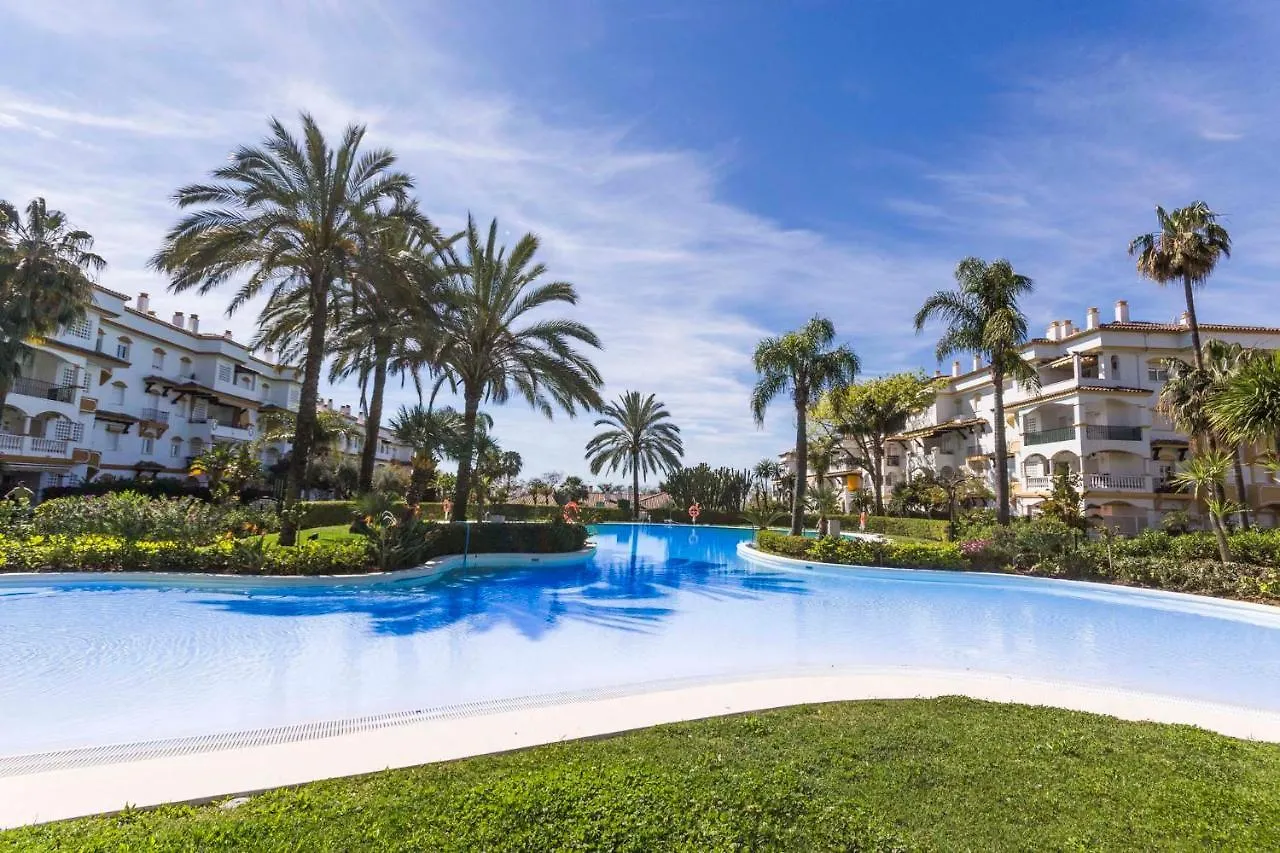 2034 Hacienda Nagueles I Marbella Golden Mile Apartment 0*,