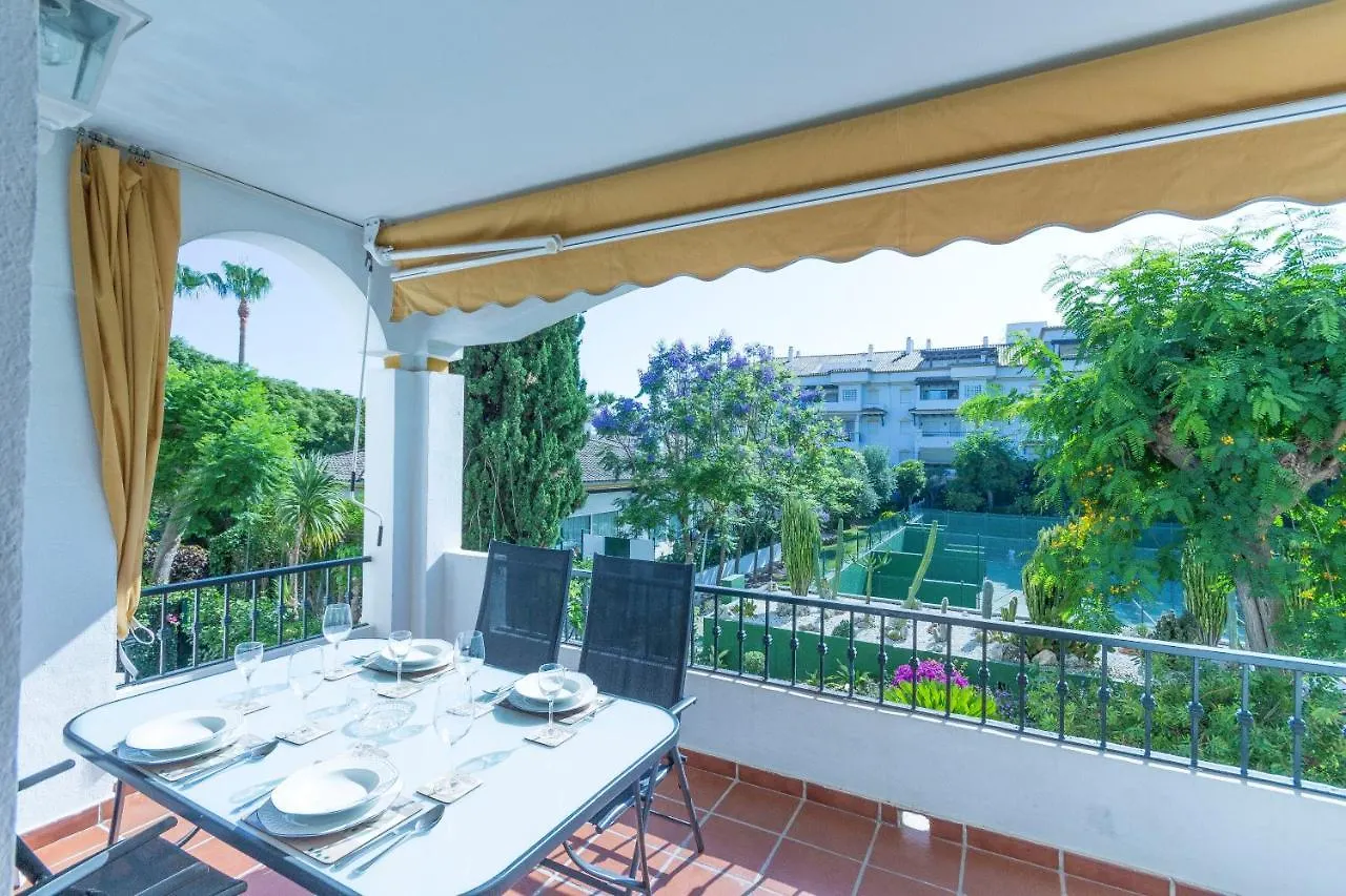 2034 Hacienda Nagueles I Marbella Golden Mile Apartment Spain